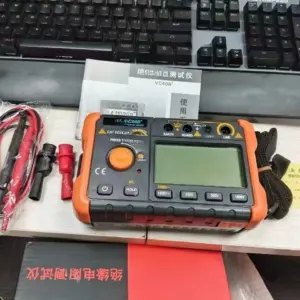 60B + megohm meter, 1000V insulation resistance tester, accurate measurement of electrical insulation performance.