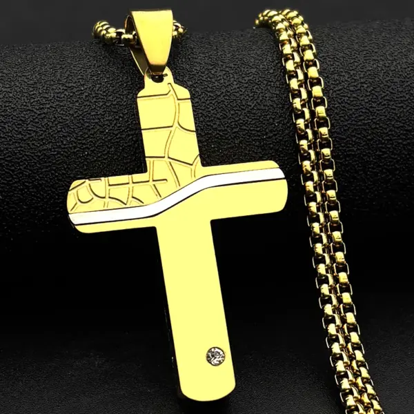 Christian Rhinestone Cross Pendant Necklace for Women Men Stainless Steel Jesus Christ Gold Color Punk Chain Amulet Jewery Gift