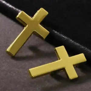Diyalo 10Pcs 2 Colors Religious Cross Pins Brooches Church Prayer Group Keepsake Jewelry Sacraments Baptism Confirmation Gifts