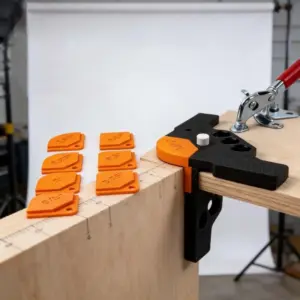 3D Printed 90 Degree Right Angle Clamp Woodworking Corner  Desktop Locator Clamping Fixture Carpenter Hand Tool for Furniture