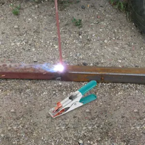 Professional Conductive Welding Clamp Tool with Brass Sheet Metal Tip Ground Plate Stable Grip for Mig Spot Butt Welding DIY