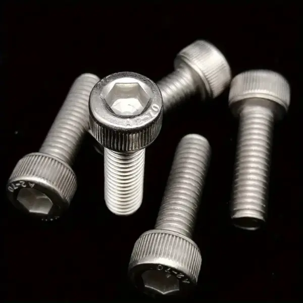 400pcs M2 M3 Hexagon Socket Screws Nut & Bolt Sets 304 Stainless Steel Cylindrical Head Hexagon Socket Bolts Screws Fasteners