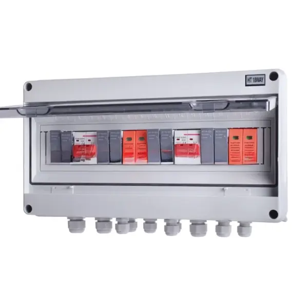 Photovoltaic connector combiner box solar DC distribution box fuse lightning protection switch one input one output waterproof
