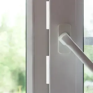 8Pcs Self Adhesive Foam Corner Seal Pads for Doors Windows Draft Stopper Soundproof Weather Stripping Door Frame Seal Kit