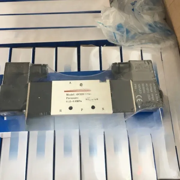 Original pneumatic element cylinder solenoid valve unit pipe fitting mask machine