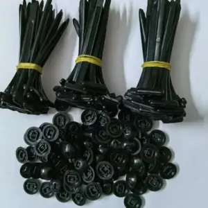 100PCS Nylon Universal Cable Tie Buckle Heavy Duty Self-Locking Zip Ties Holder with Pin Fasteners Car Body UV Resistant Zipties
